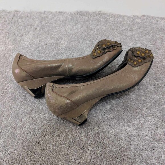 Brown Bow Heels - Picture 5 of 8